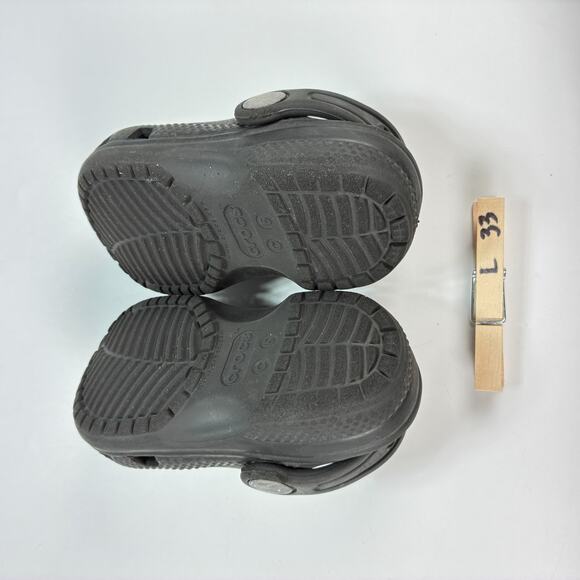 Crocs Classic Clog Black Slip On Comfort Sandals Lightweight Shoes Kids Size 5 - Picture 9 of 9